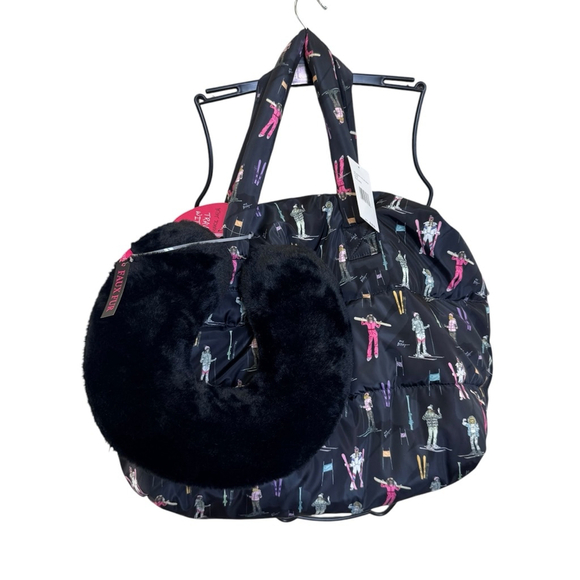 Women's Betsey Johnson Weekender Tote & Neck Pillow Black NWT - Picture 1 of 6
